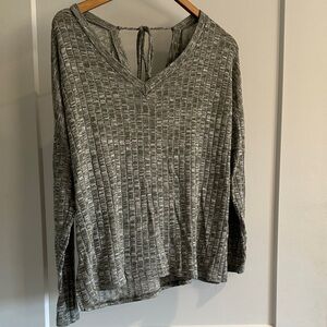 Chic Gray Ribbed Long Sleeve Top